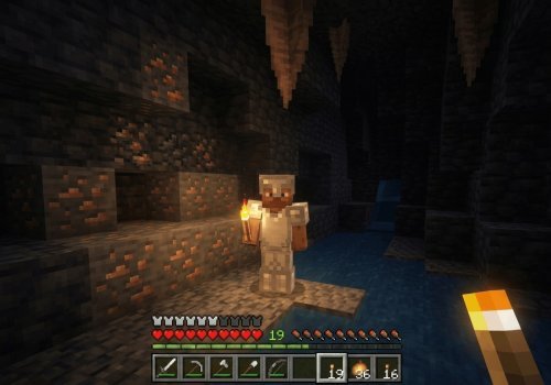 Best Minecraft Addons 2026: True Dynamic Glow Review